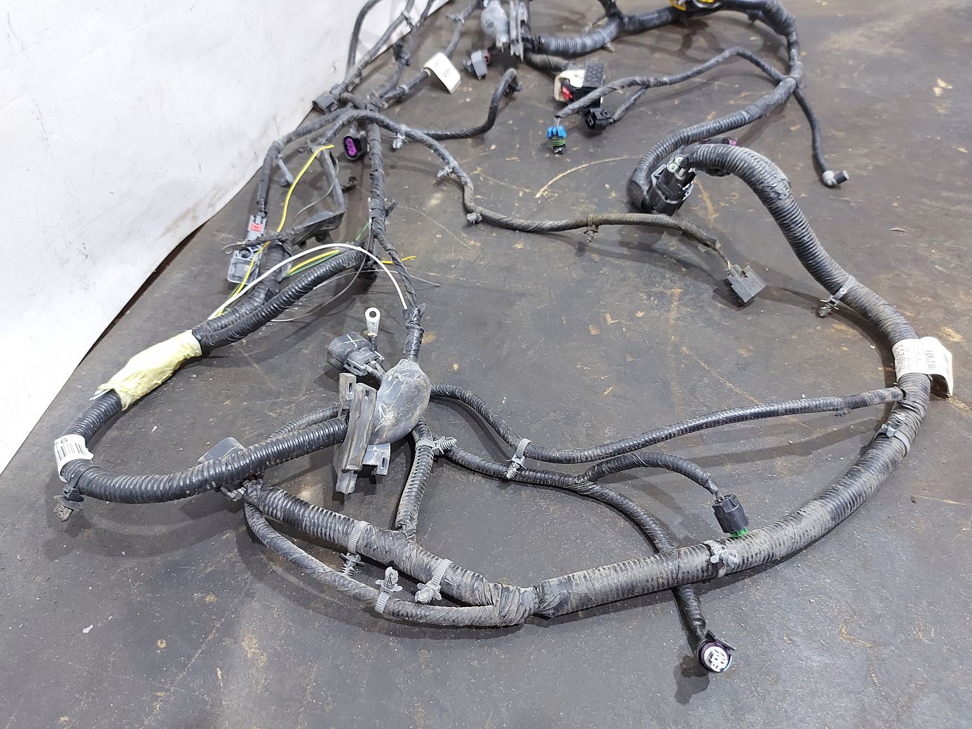 Malibu Проводка подкапотная Chevrolet Malibu 2013-2015 22826553 Chevrolet Malibu 3