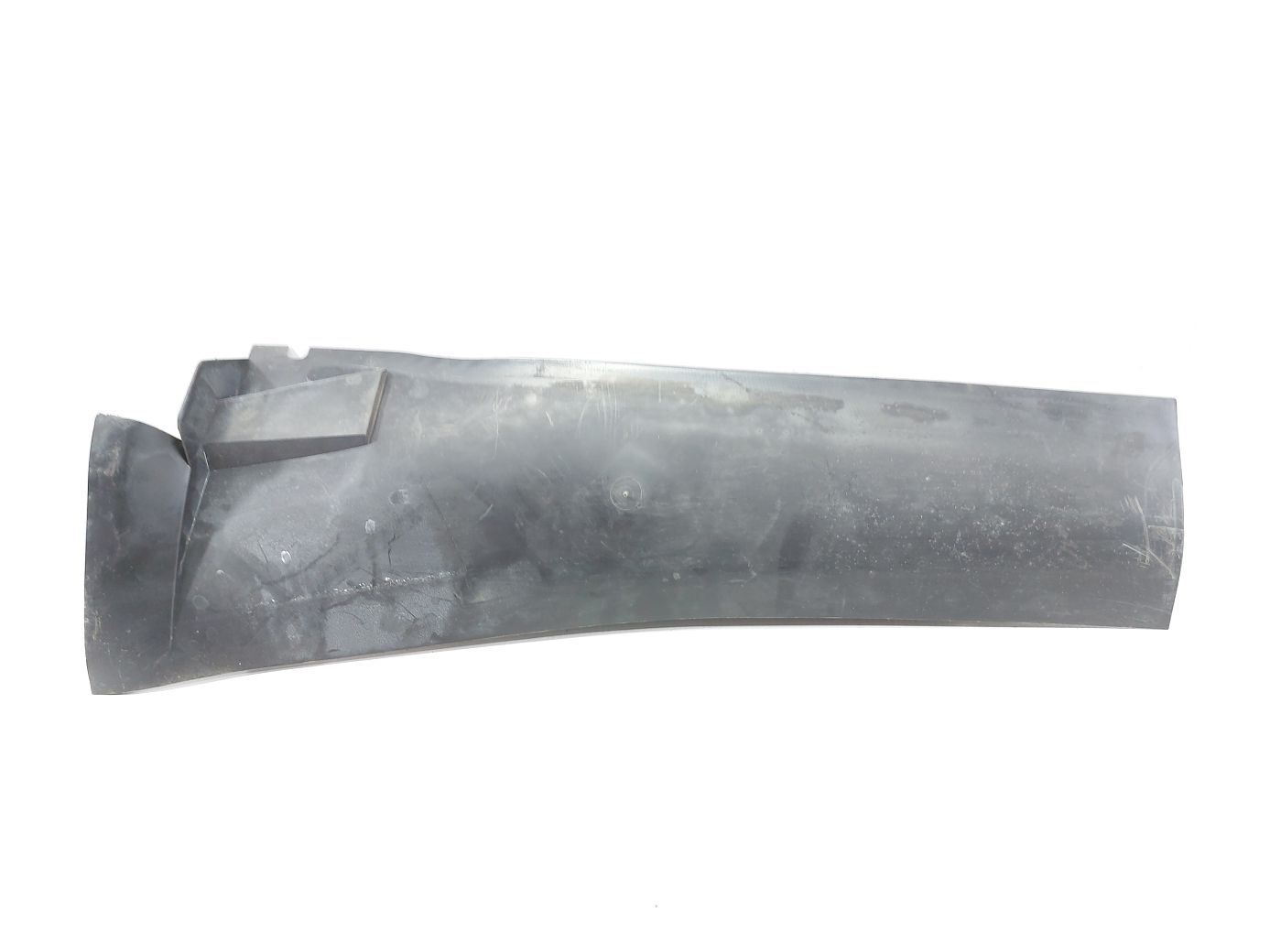 Regal. Накладка під лобове скло ліве Buick Regal 2011-2017 13306079 Buick Regal