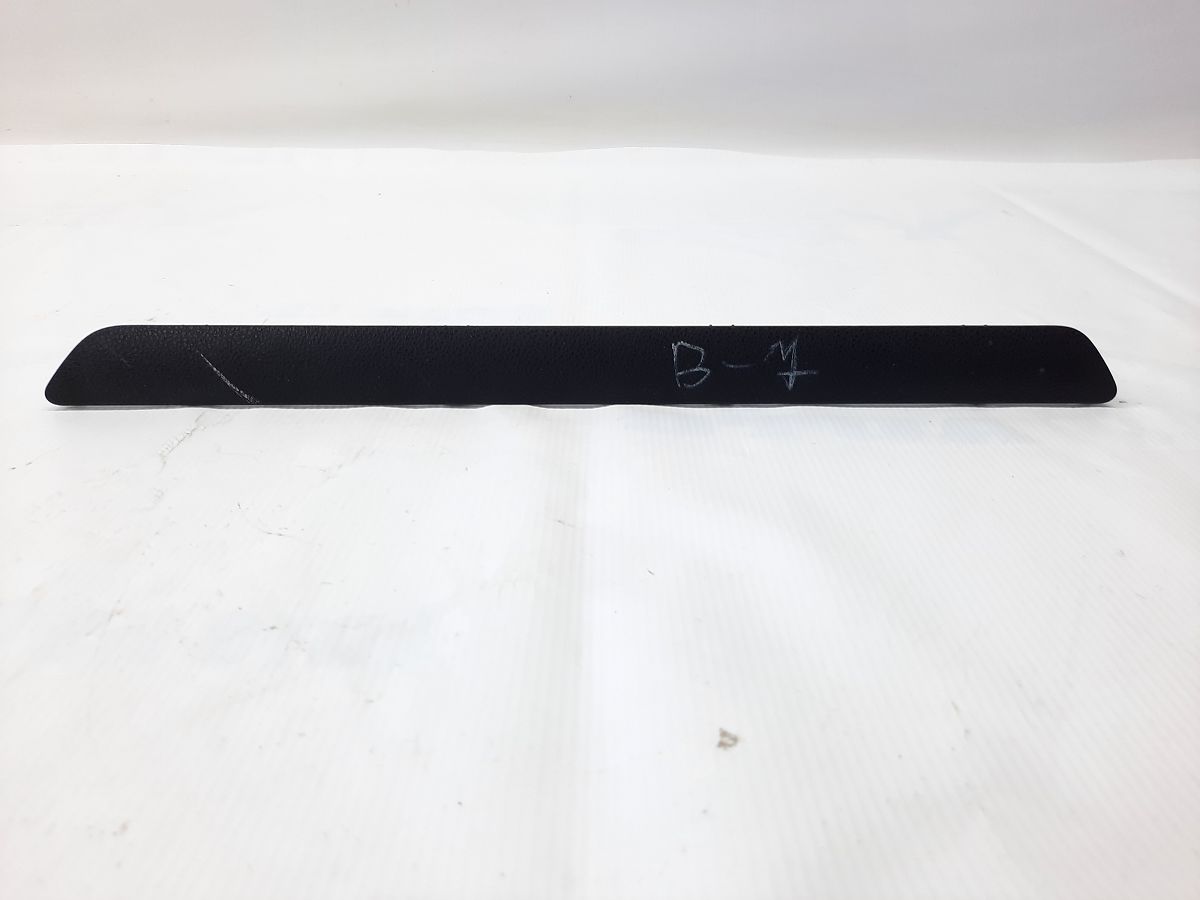 7 series. Накладка порога переднього лівого BMW 7 2012 51479123813 BMW 7