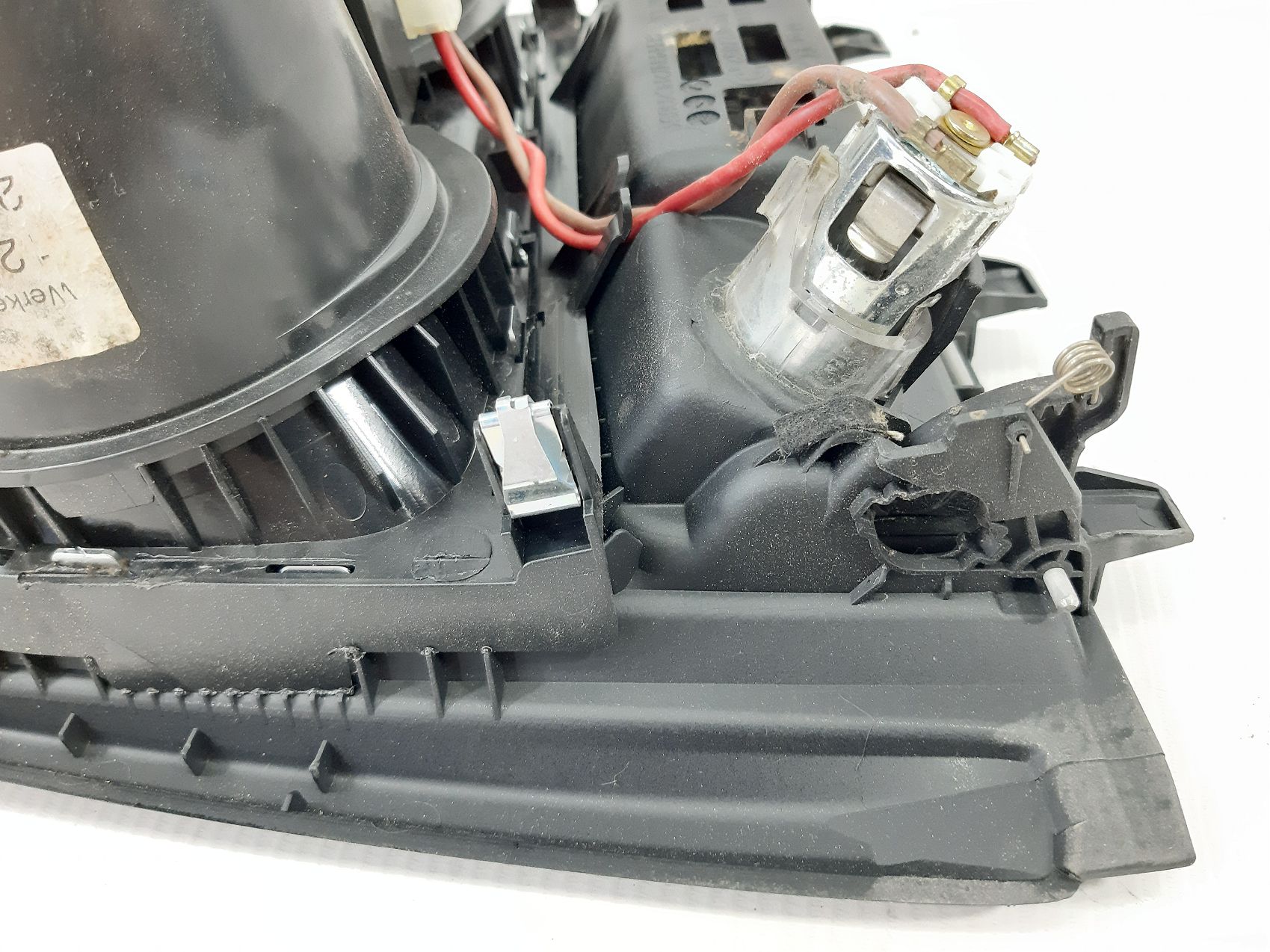 328i xdrive Підсклянник центральної консолі BMW 328i xDrive 2012-2015 51169218925 BMW 328i xDrive 13