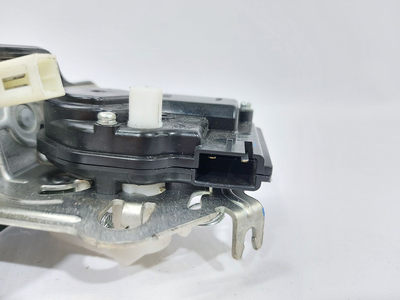 Journey Замок кришки багажника Dodge Journey 2011-2020 4589243AH Dodge Journey 14