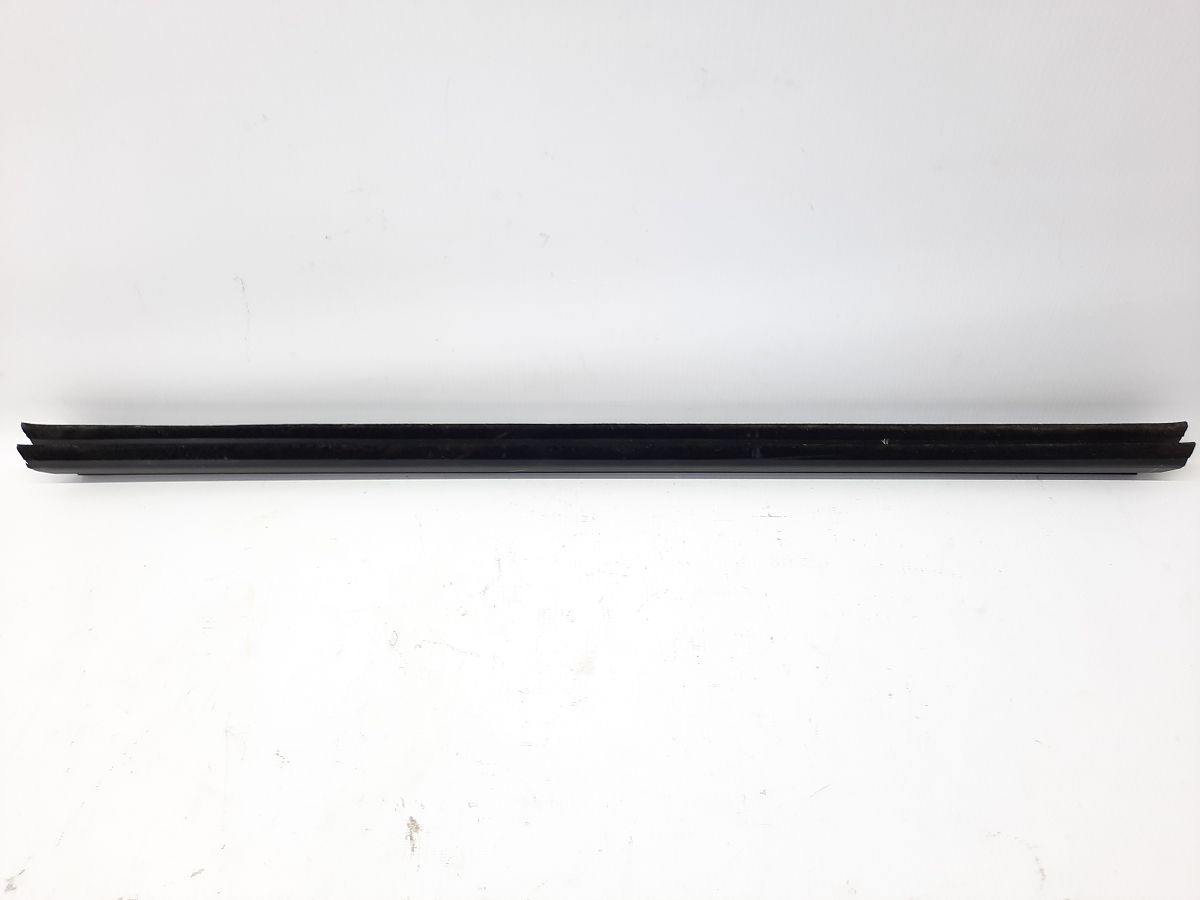 Journey Уплотнитель стекла внутренний двери задней правой Dodge Journey 2009-2020 5076876AC Dodge Journey 4 Journey Уплотнитель стекла внутренний двери задней правой Dodge Journey 2009-2020 5076876AC Dodge Journey 4