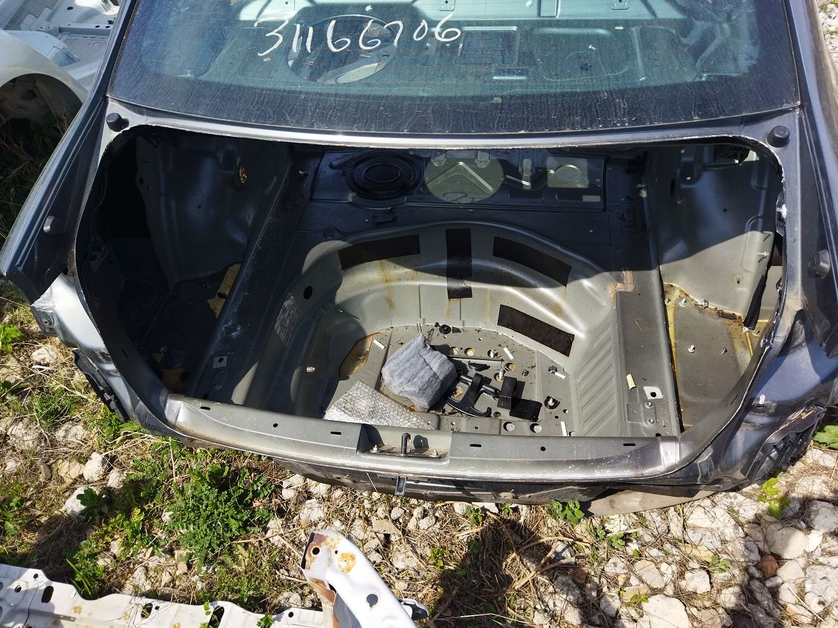 A4 Кузов голый (можно резать) Audi A4 2009-2016 8K5800403A Audi A4 10