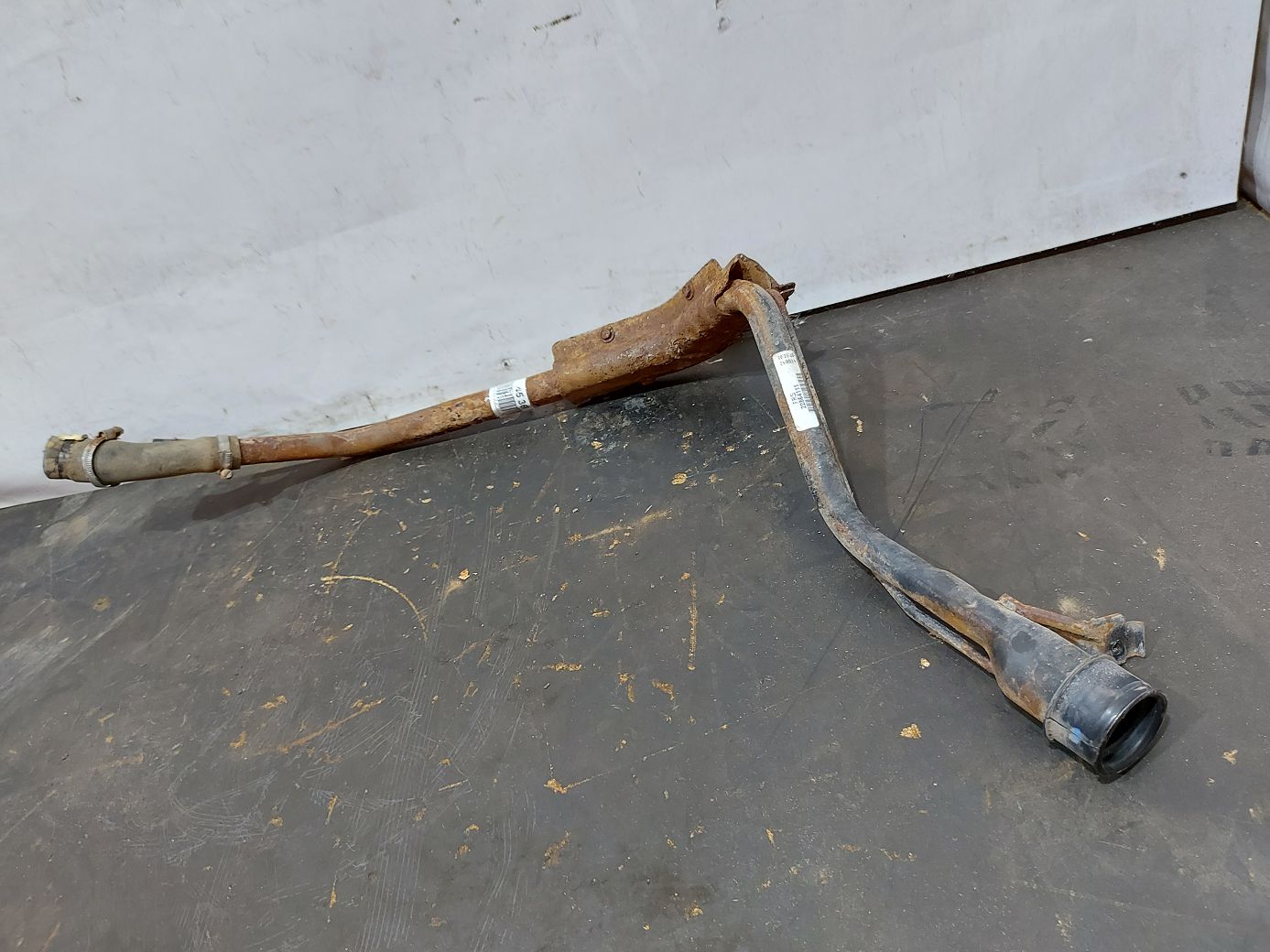 Malibu Заливна горловина Chevrolet Malibu 2013 22864111 Chevrolet Malibu 2