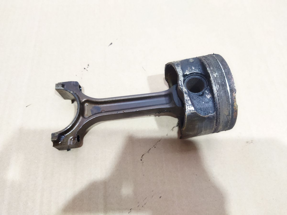 Regal. Шатун з поршнем Buick Regal 2014-2017 12674411 Buick Regal