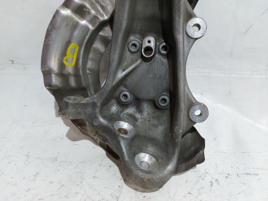 5 series Кулак поворотний правий BMW 5 series 2011-2019 31216775770 BMW 5 series 11