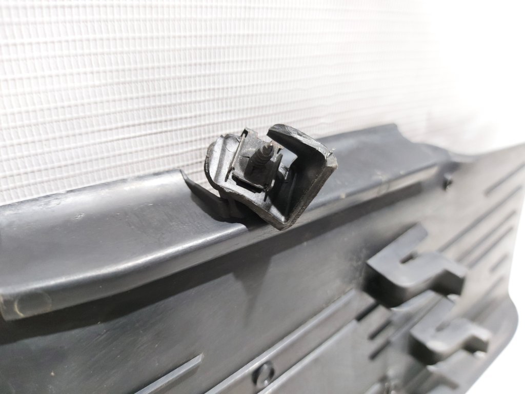 Passat s Накладка для відпочинку ноги Volkswagen Passat S 2012-2013 5C1864777A82V Volkswagen Passat S 7