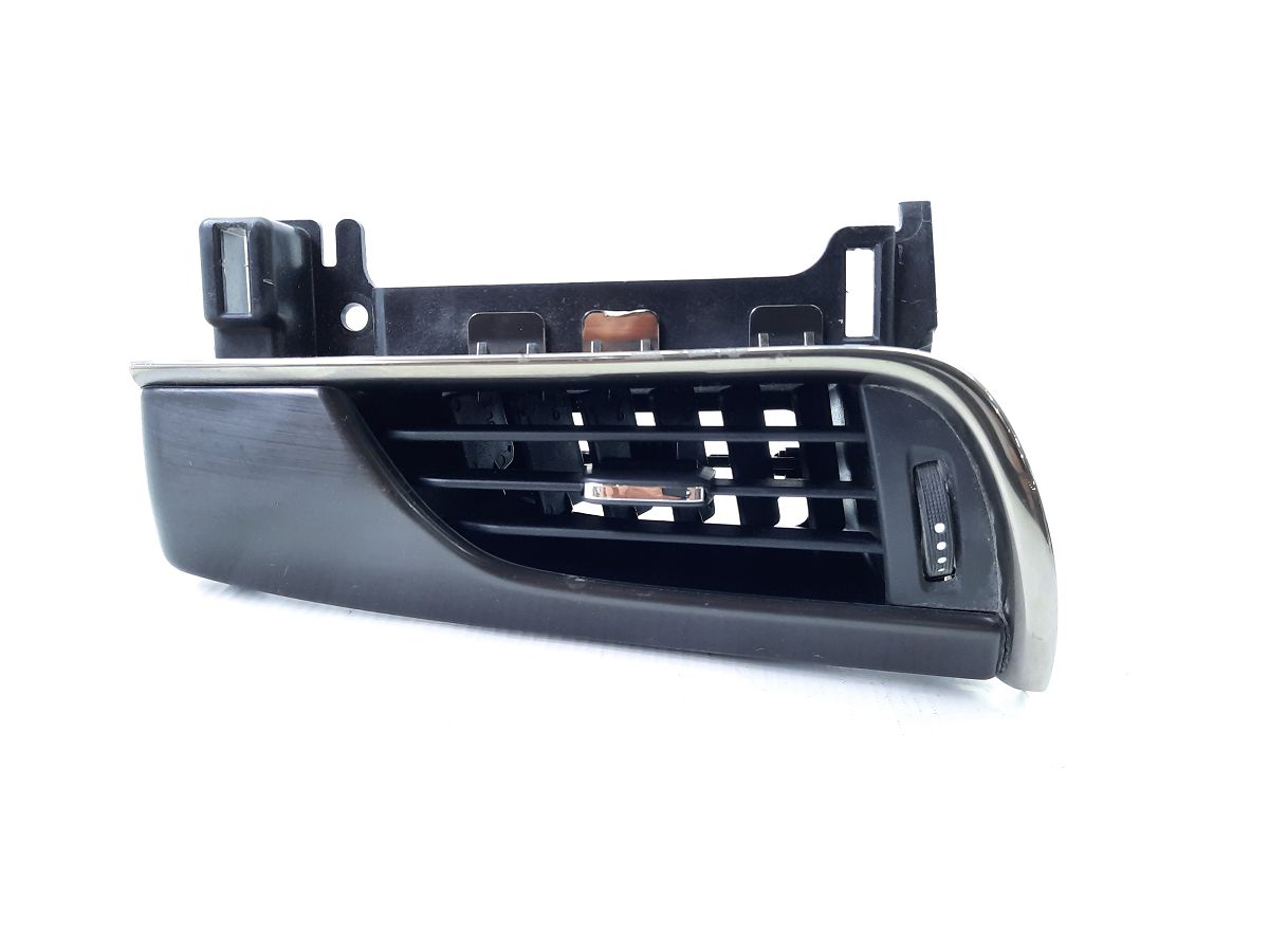 Ats. Решітка повітроводу торпеди ліва Cadillac ATS 2013-2019 22970061 Cadillac ATS