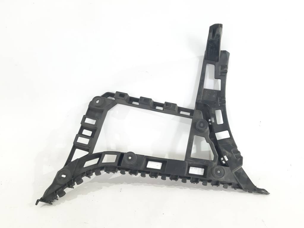 Jetta. Кріплення бампера заднього праве Volkswagen Jetta 2011-2014 5C6807394B Volkswagen Jetta