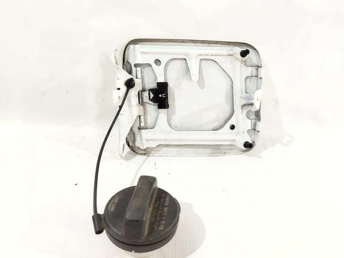 Altima Лючок бензобака Nissan Altima 2013-2018 G88303TAMA Nissan Altima 3