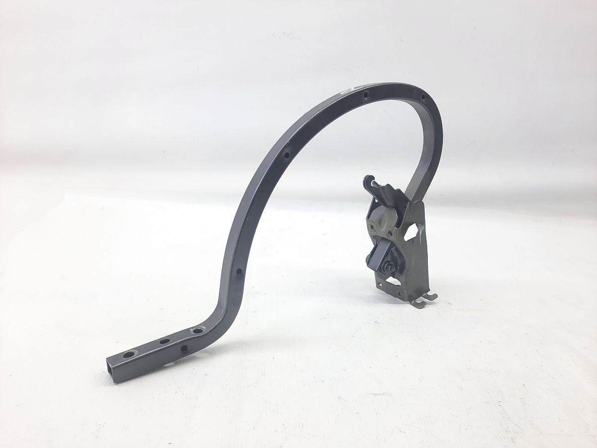 Dart Петля кришки багажника права Dodge Dart 2013-2016 68082012AH Dodge Dart 3