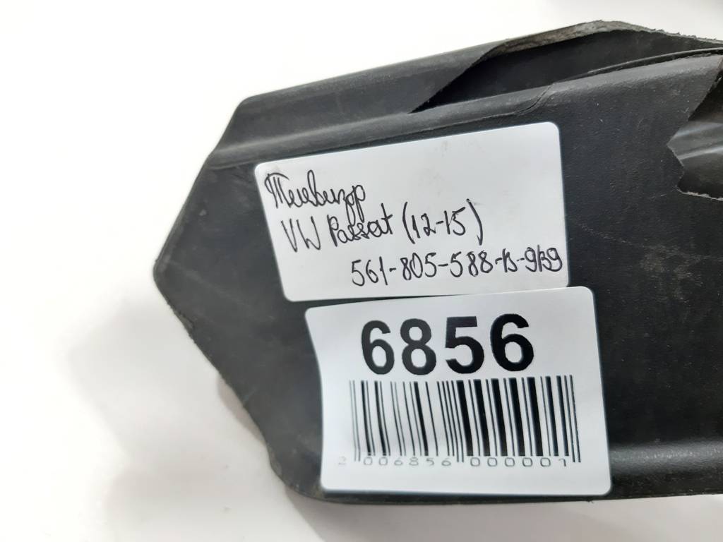 Товары с дефектами Панель передняя (телевизор) дефект Volkswagen Passat 2006-2010 3C0805588J Volkswagen Passat 10