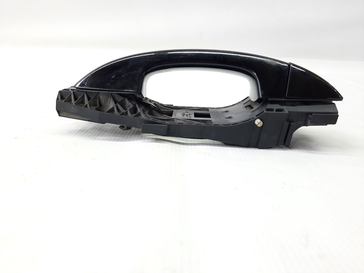 Passat s Ручка дверей передньої правої зовнішня Volkswagen Passat S 2012-2019 1K8837206FGRU Volkswagen Passat S 13 Passat s Ручка дверей передньої правої зовнішня Volkswagen Passat S 2012-2019 1K8837206FGRU Volkswagen Passat S 13