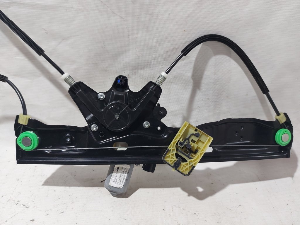 Focus Стеклоподъёмник двери передний левый Ford Focus 2012-2018 BM5Z5423201B Ford Focus 9