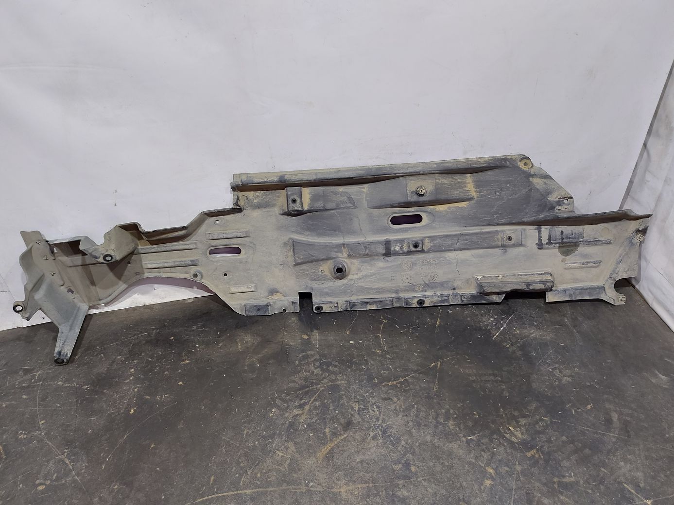 200 limited Защита днища левая Chrysler 200 Limited 2015-2017 68102929AC Chrysler 200 Limited 5