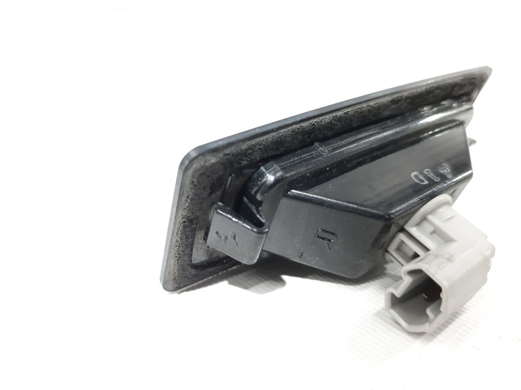 3 Ліхтар підсвічування номера правий Mazda 3 2014-2019 B45A51270B Mazda 3 4 3 Ліхтар підсвічування номера правий Mazda 3 2014-2019 B45A51270B Mazda 3 4