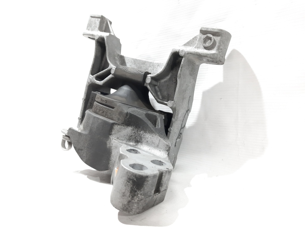3 Подушка двигуна Mazda 3 2014-2018 GHR939060A Mazda 3 8