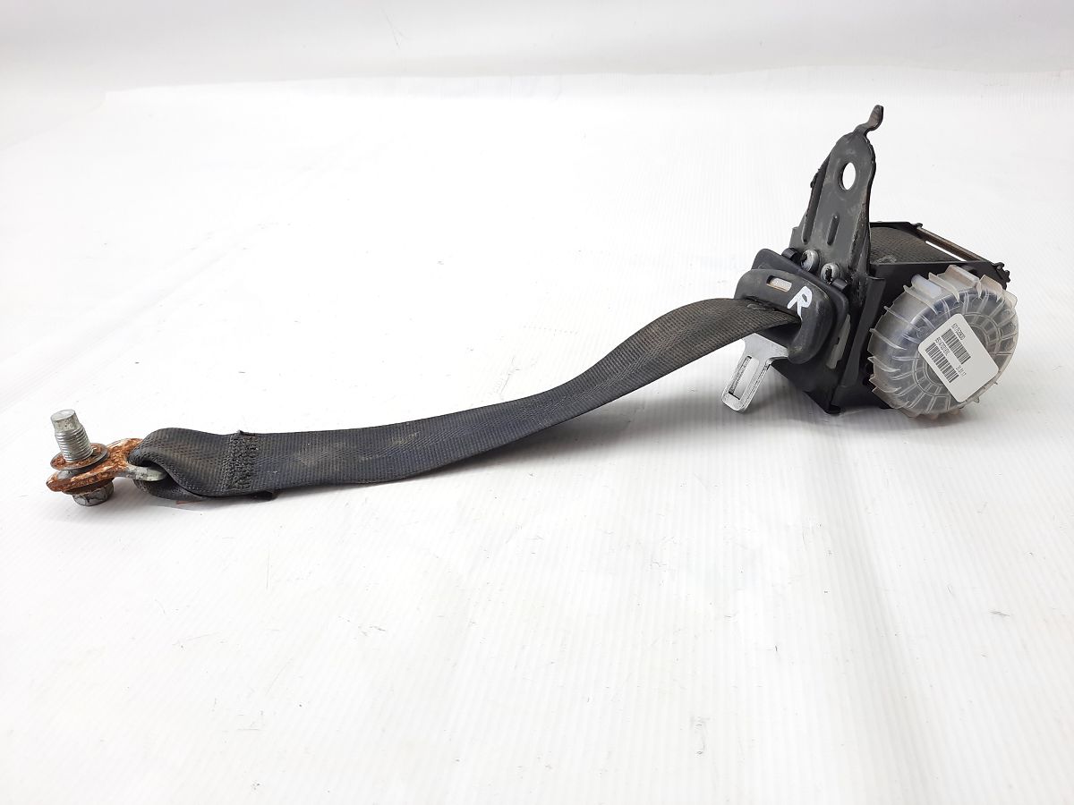 Sentra Ремінь безпеки задній лівий/правий Nissan Sentra 2013-2019 888443RM8A Nissan Sentra 8