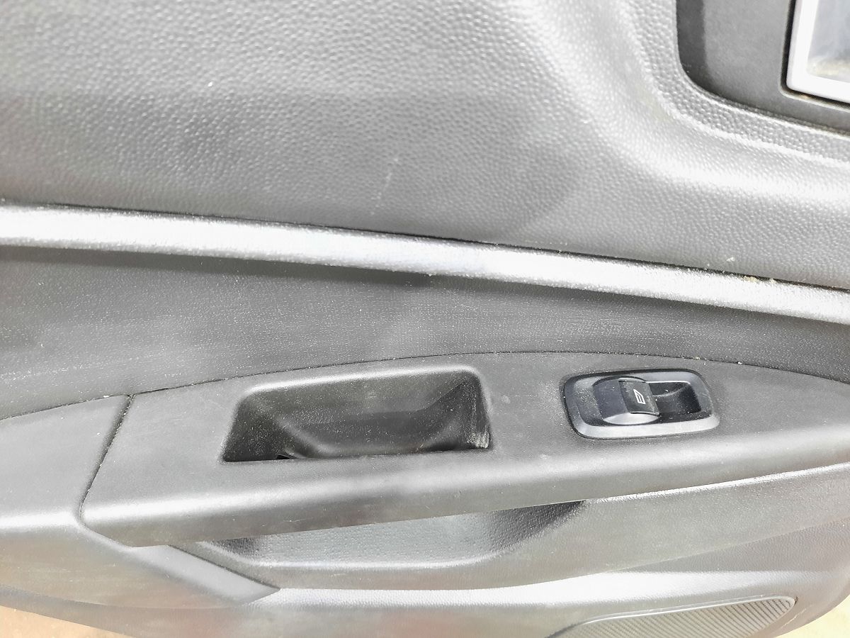 Fiesta sedan Двері задні ліві Ford Fiesta sedan 2011-2019 G2BZ5424631A Ford Fiesta sedan 8