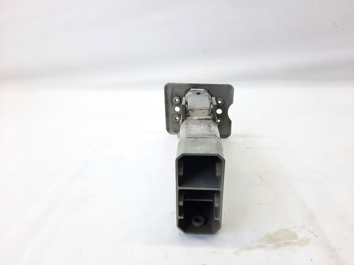 Ats Упор підсилювача переднього правий Cadillac ATS 2013-2019 23194902 Cadillac ATS 4