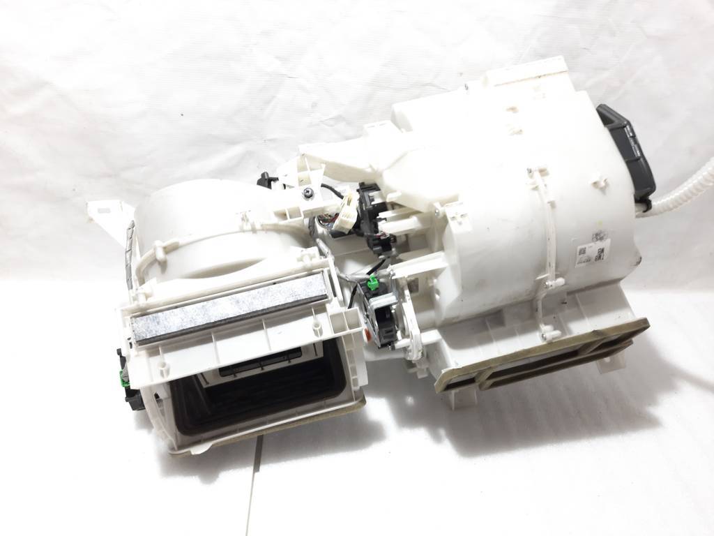 Insight Піч Honda Insight 2010-2014 79305TM8A41 Honda Insight 7