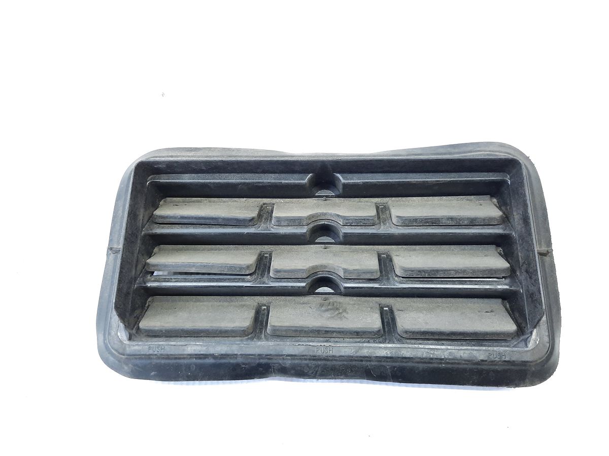 200. Вентиляційні грати кузова Chrysler 200 2015-2017 68170766AA Chrysler 200 200. Вентиляційні грати кузова Chrysler 200 2015-2017 68170766AA Chrysler 200