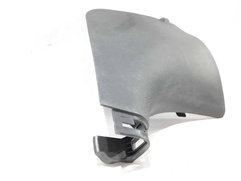 Forte Накладка порога передняя угловая правая Kia Forte 2014-2018 85824A7000 Kia Forte 3