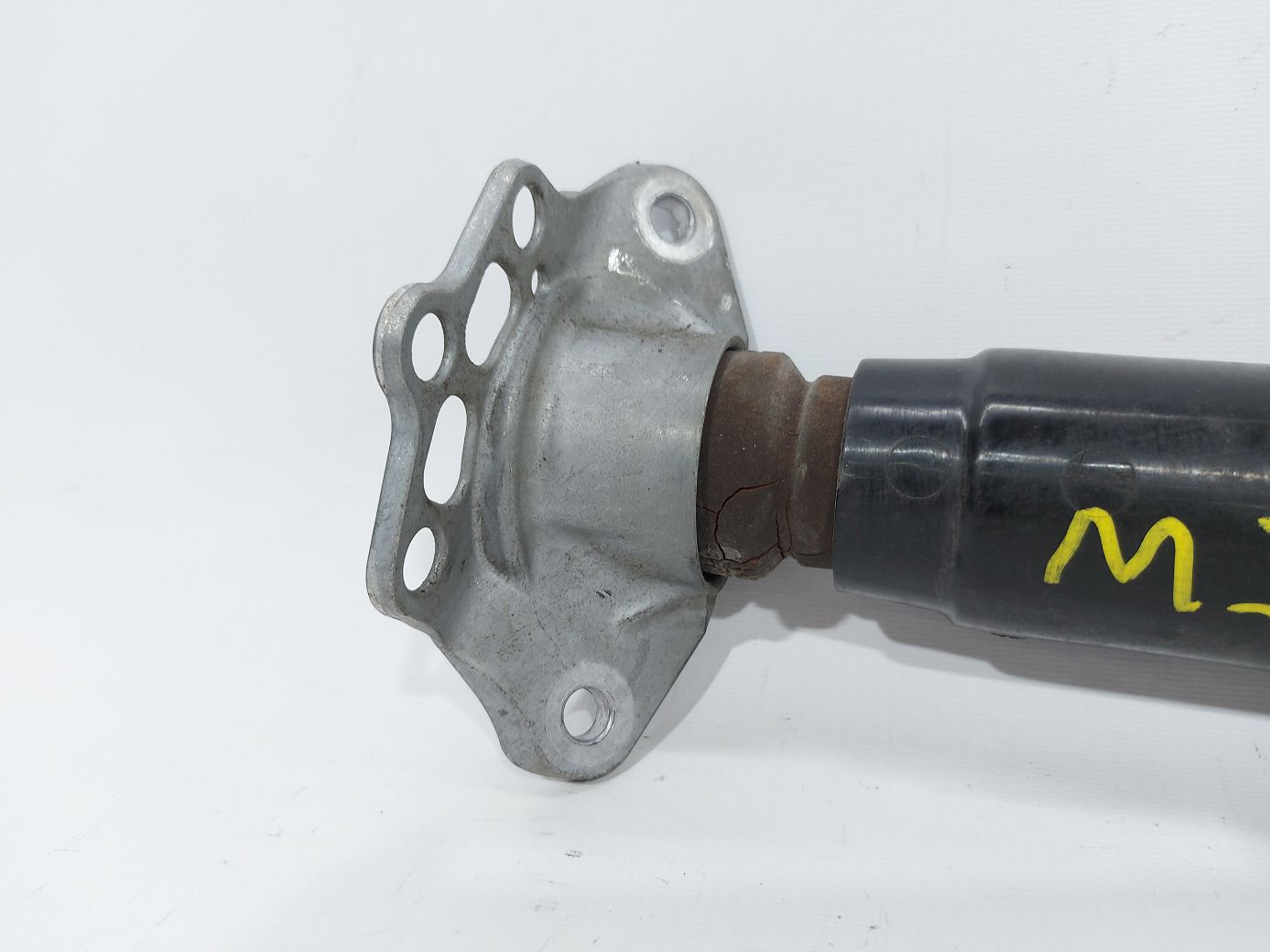 Товары с дефектами Амортизатор задний левый/правый(дефект)Chrysler 200 Limited 2015-2017 68253167AB Chrysler 200 Limited 3