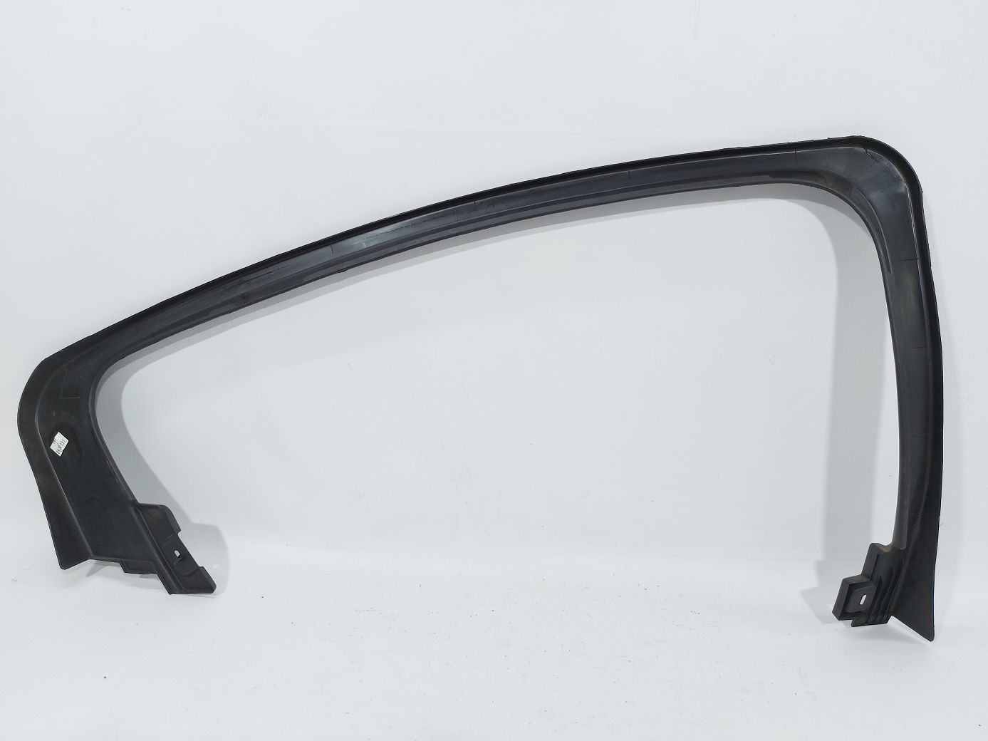 Volt Накладка арки дверей задньої правої Chevrolet Volt 2011-2015 22785439 Chevrolet Volt 5