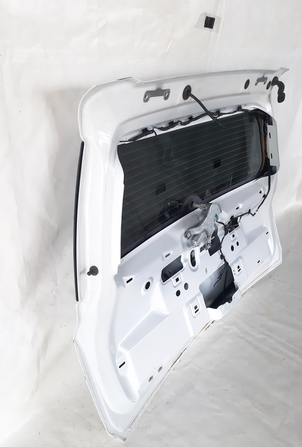 Patriot Кришка багажника задні двері (дефект) Jeep Patriot 2007-2017 68279277AA Jeep Patriot 31