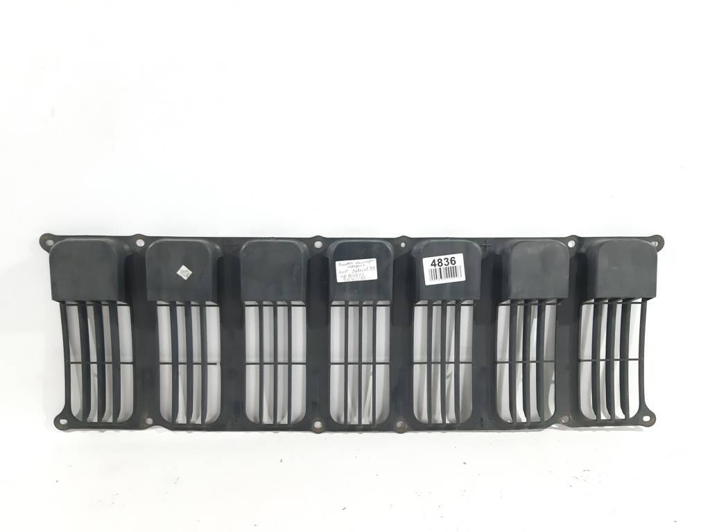 Patriot Решітка бампера переднього Jeep Patriot 2007-2011 5116363AA Jeep Patriot 2 Patriot Решітка бампера переднього Jeep Patriot 2007-2011 5116363AA Jeep Patriot 2