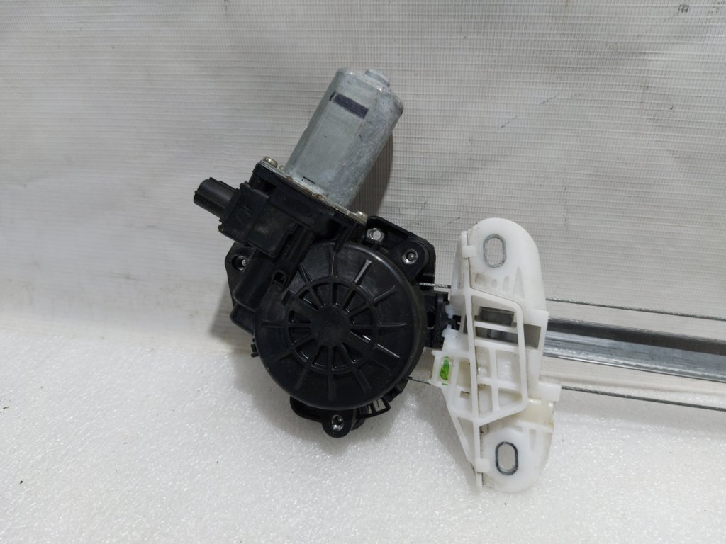 Civic Стеклоподъемник двери задней левой Honda Civic Sedan 2012-2015 72750TR0A01 Honda Civic Sedan 4