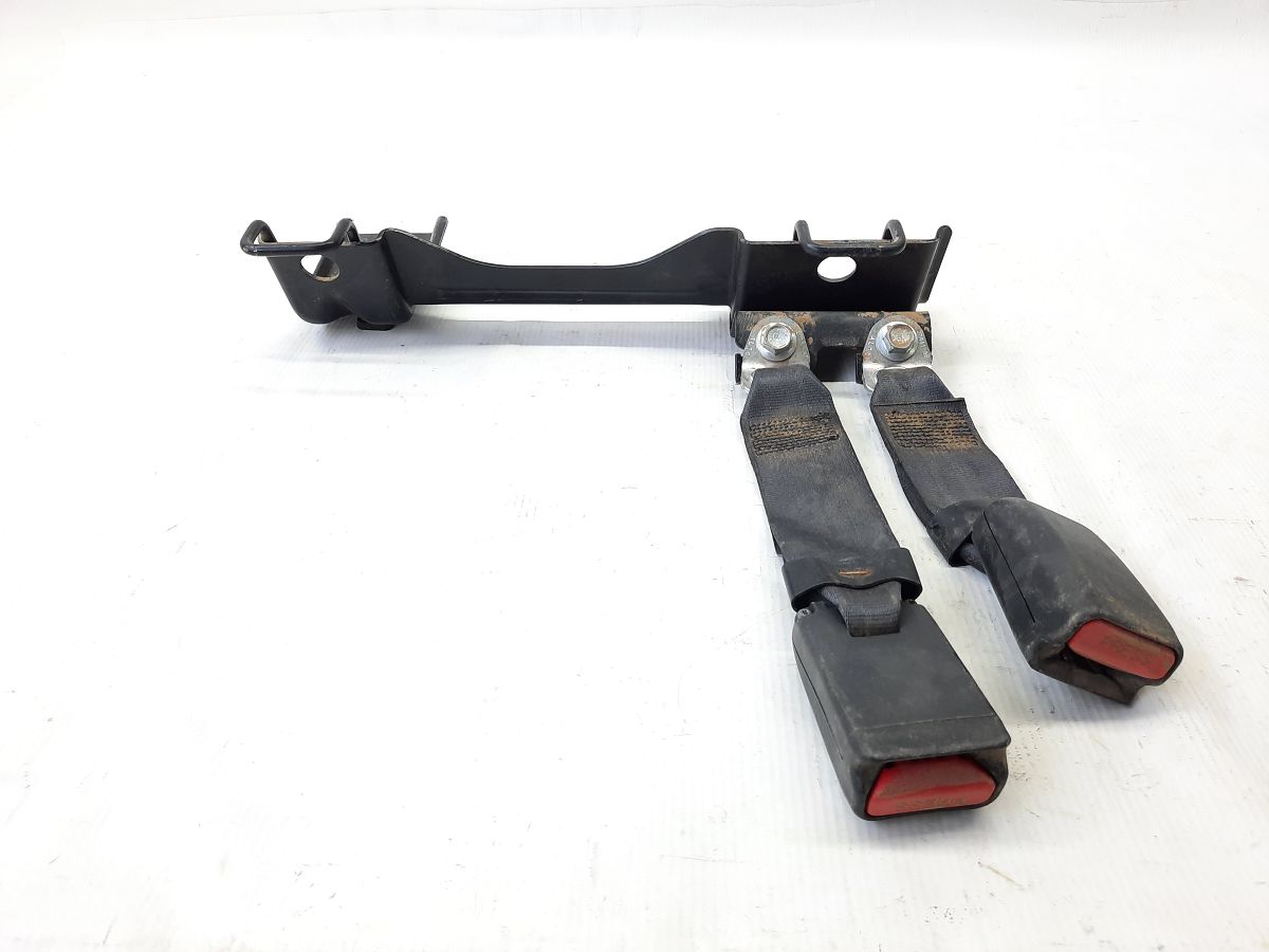 Sentra Крепление заднего сидения правое Nissan Sentra 2013-2017 883423SA0A Nissan Sentra 6