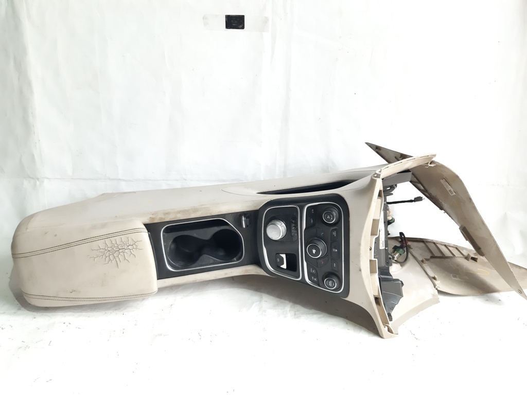 200 limited Центральна консоль Chrysler 200 Limited 2015-2017 5UQ80DX9AB Chrysler 200 Limited 16