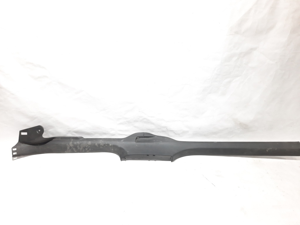 Passat s Обшивка порога внутрішня права Volkswagen Passat S 2012-2019 561853372C82V Volkswagen Passat S 15