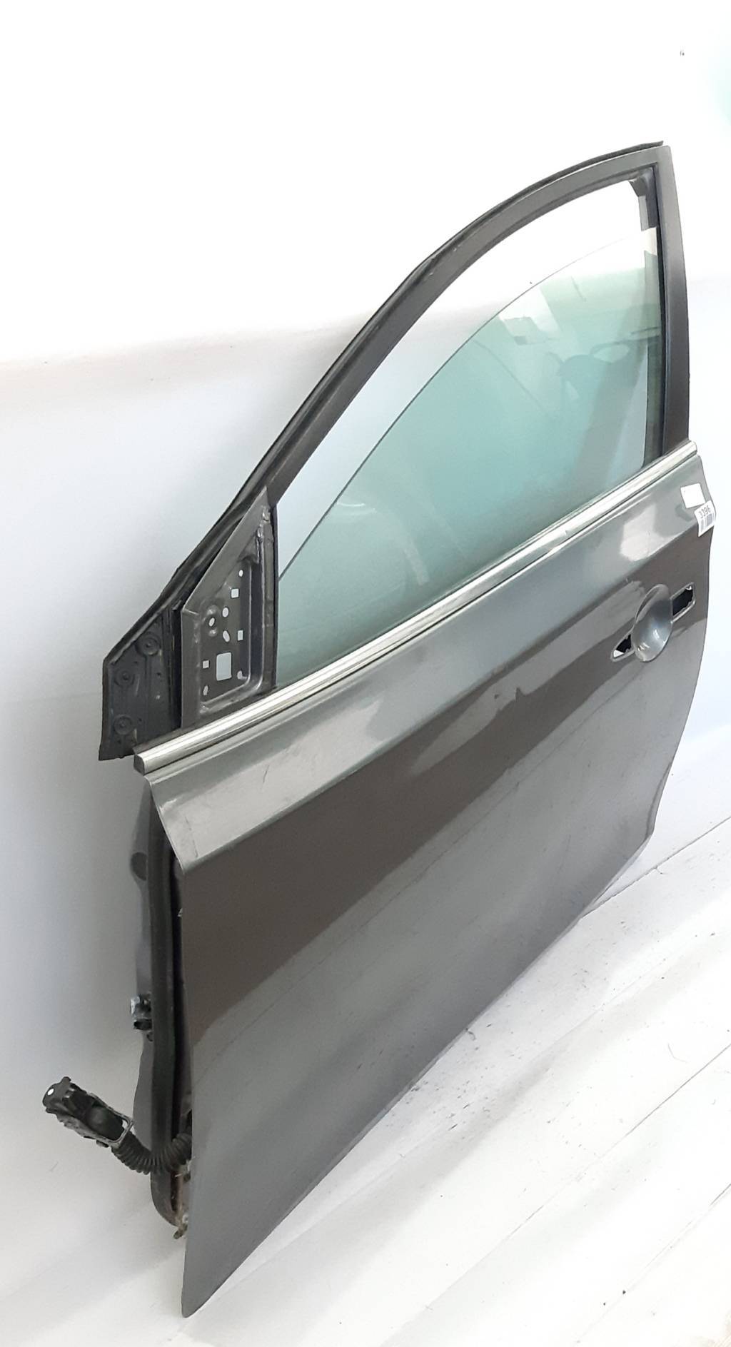 Sentra Дверь передняя левая Nissan Sentra 2013-2014 H01013SGMA Nissan Sentra 10