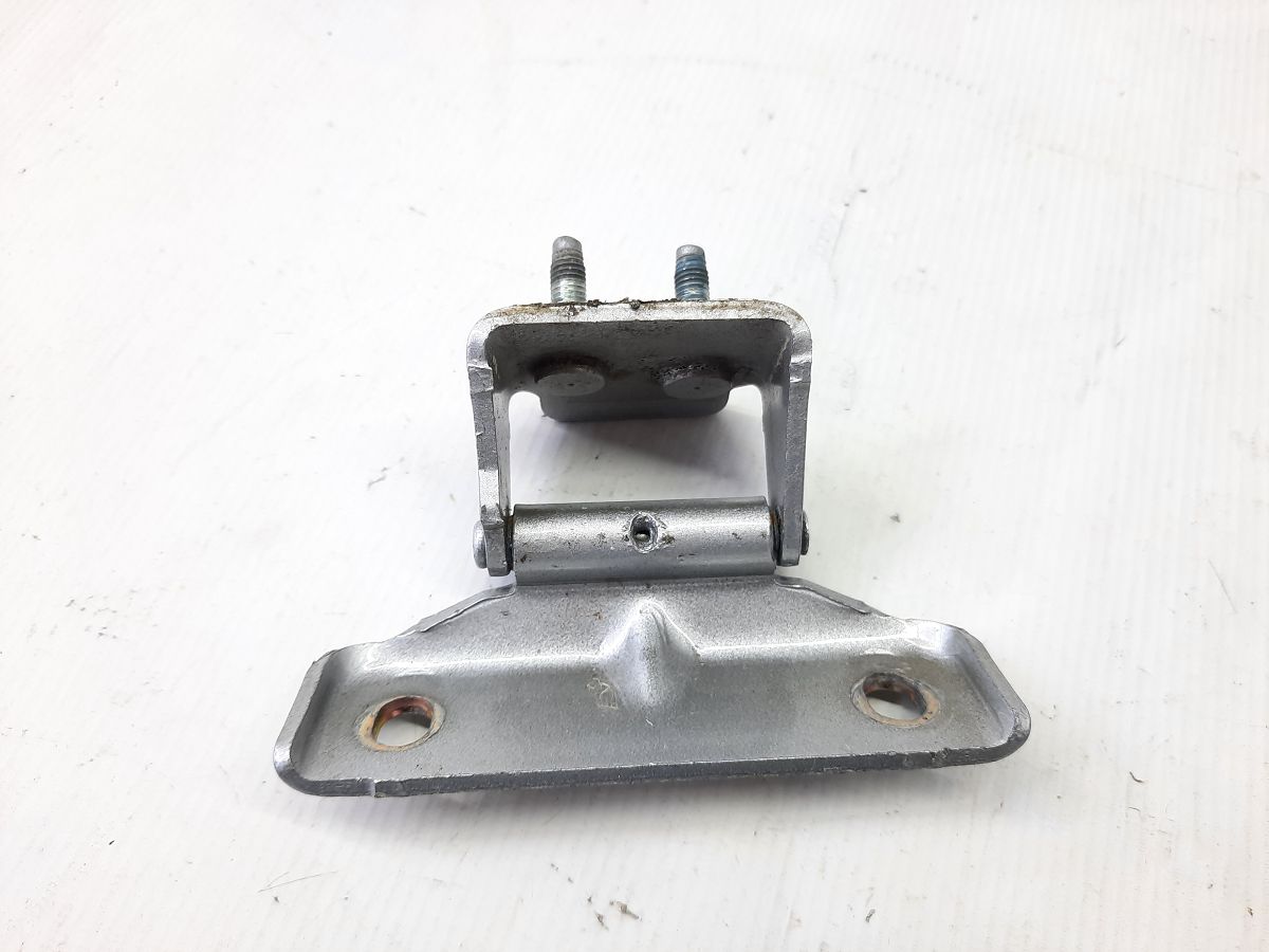 Equinox Петля кришки багажника ліва/права Chevrolet Equinox 2010-2017 23227630 Chevrolet Equinox 4