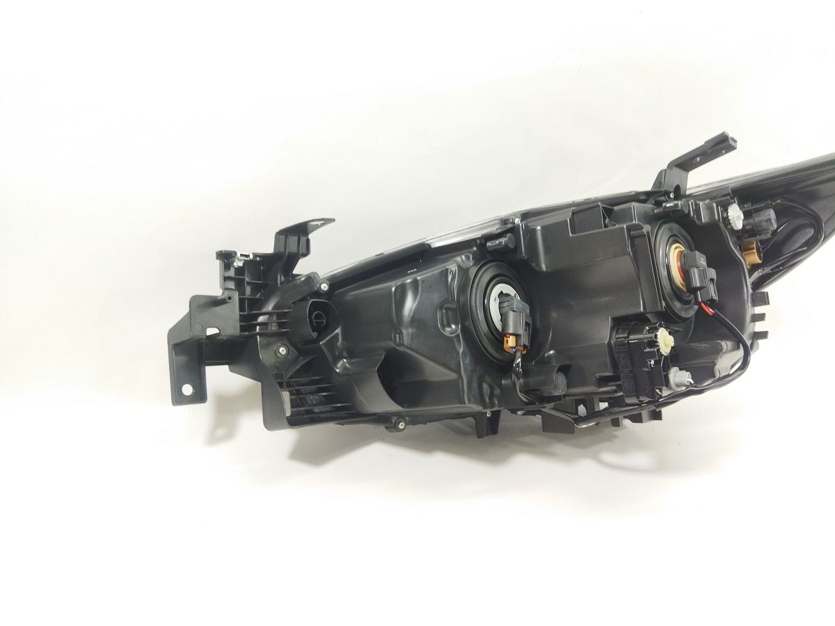 Фари головного світла Фара передня права (EUR) Mazda 6 2013-2017 GHP9510K0F Mazda 6 7