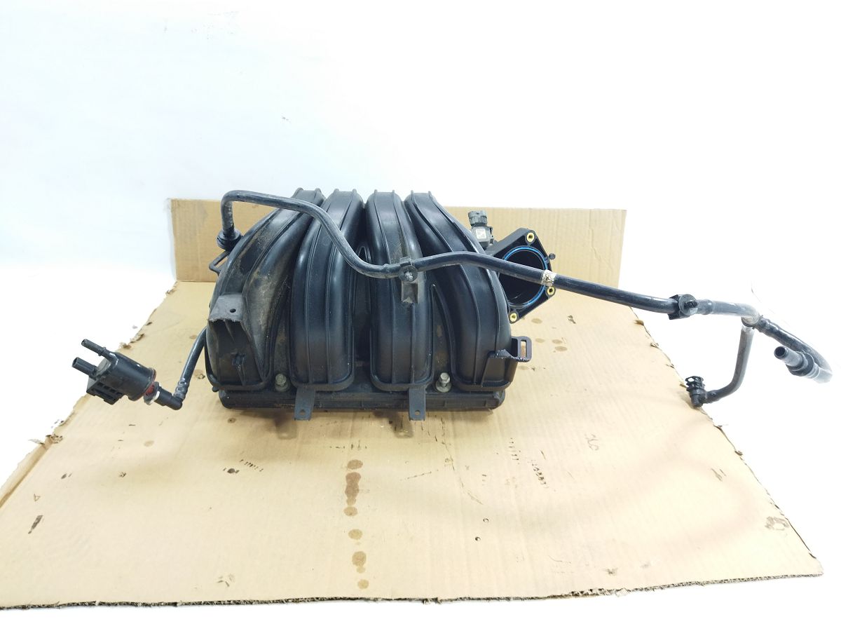 Regal. Впускний колектор Buick Regal 2014-2017 12631021 Buick Regal