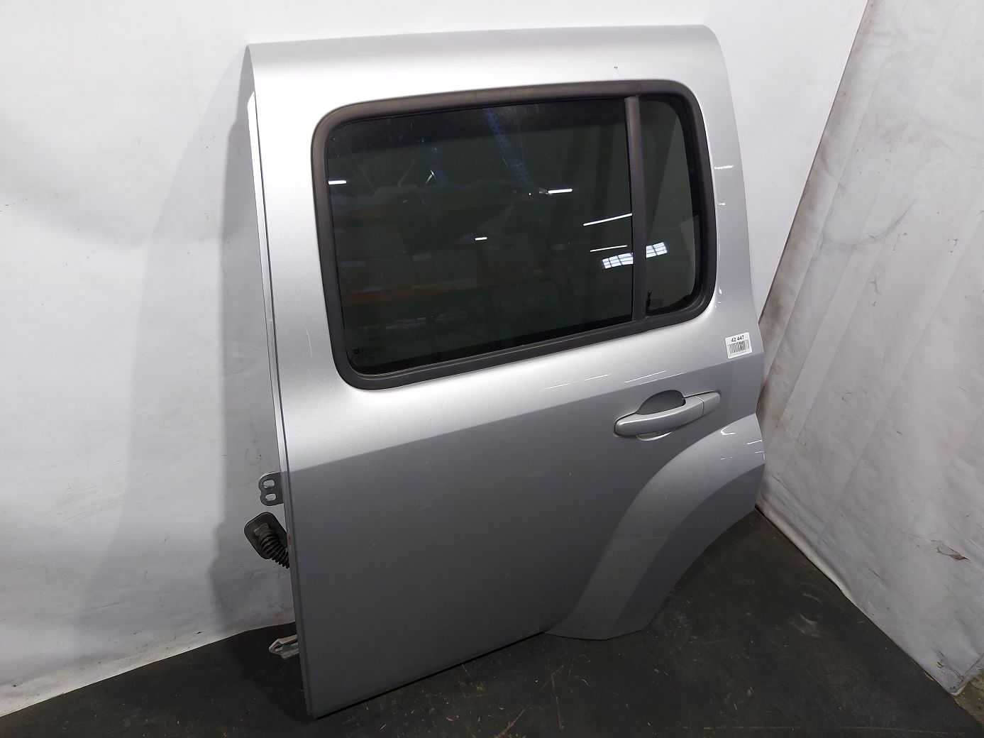 Hhr. Двері задні ліві Chevrolet HHR 2006-2011 20915591 Chevrolet HHR