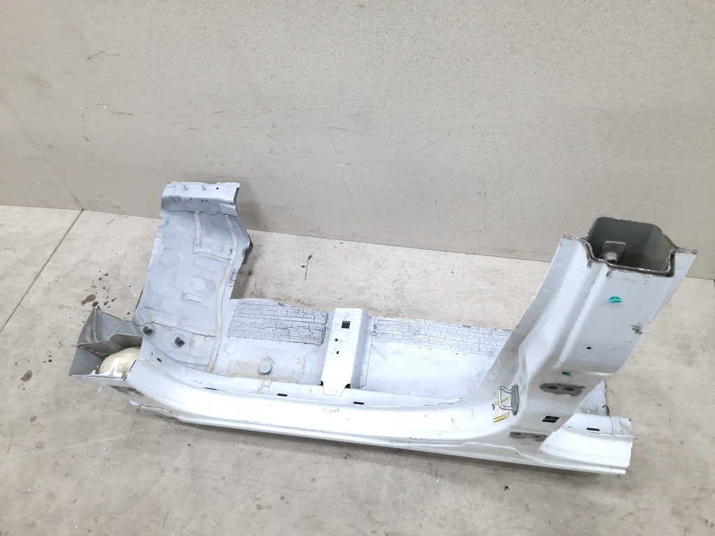 Patriot Стійка центральна ліва (метал) Jeep Patriot 2007-2017 68019177AB Jeep Patriot 2