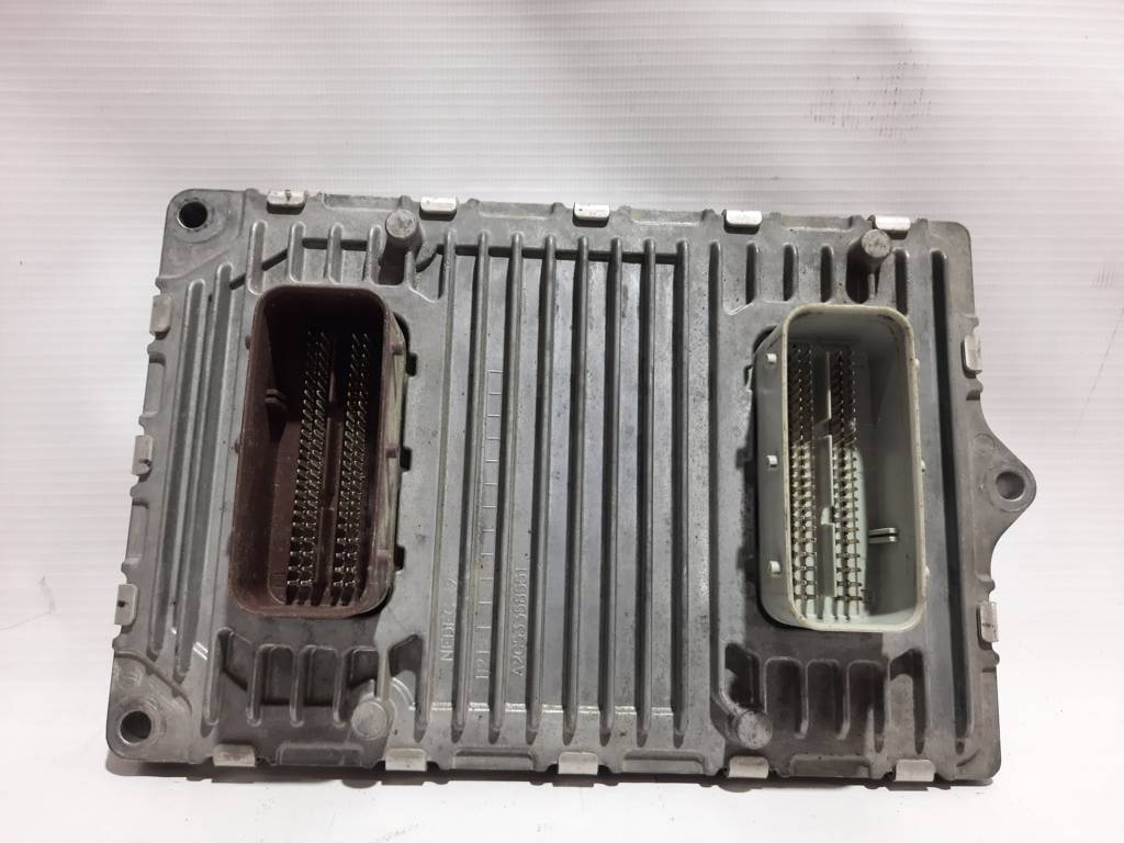 Dart Блок керування двигуном Dodge Dart 2013-2019 5150688AD Dodge Dart 6