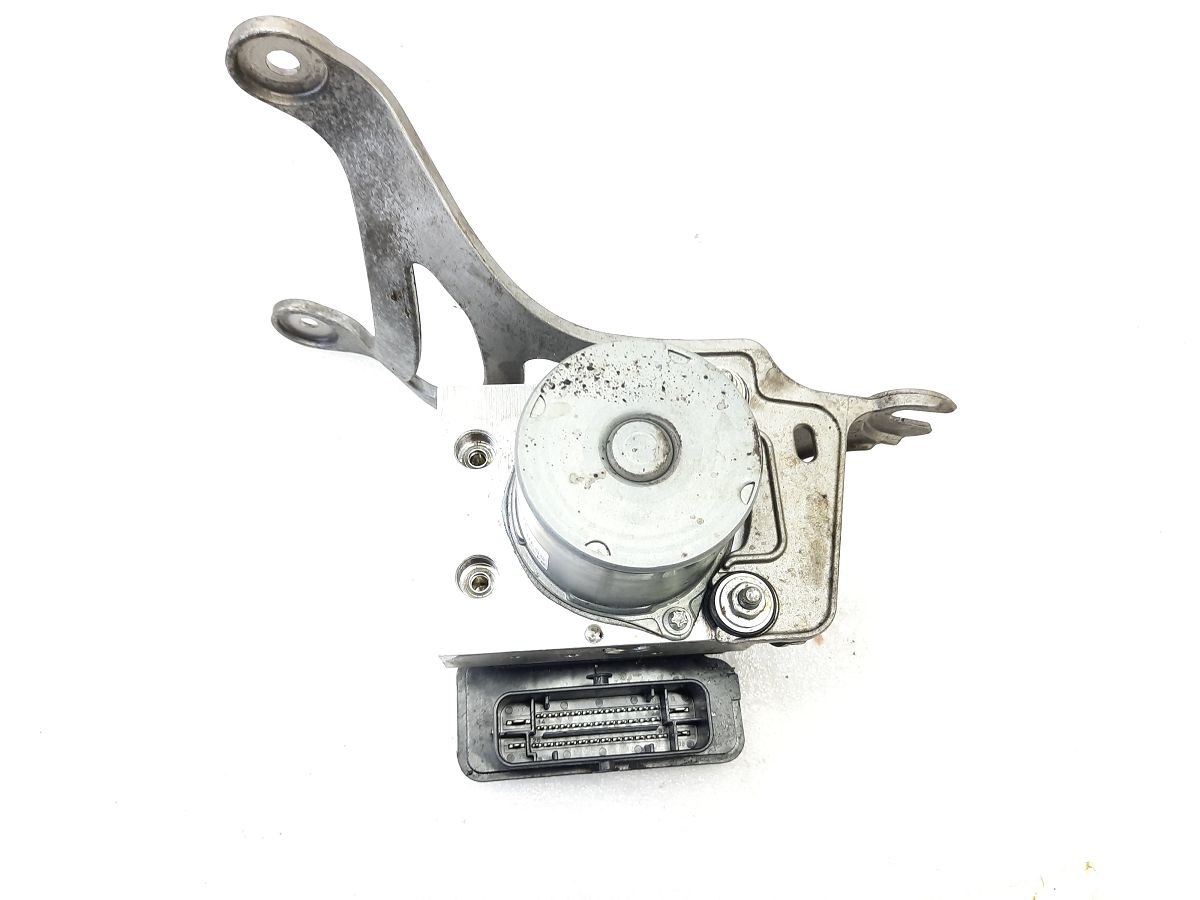 Malibu Блок ABS Chevrolet Malibu 2018 84205180 Chevrolet Malibu 10