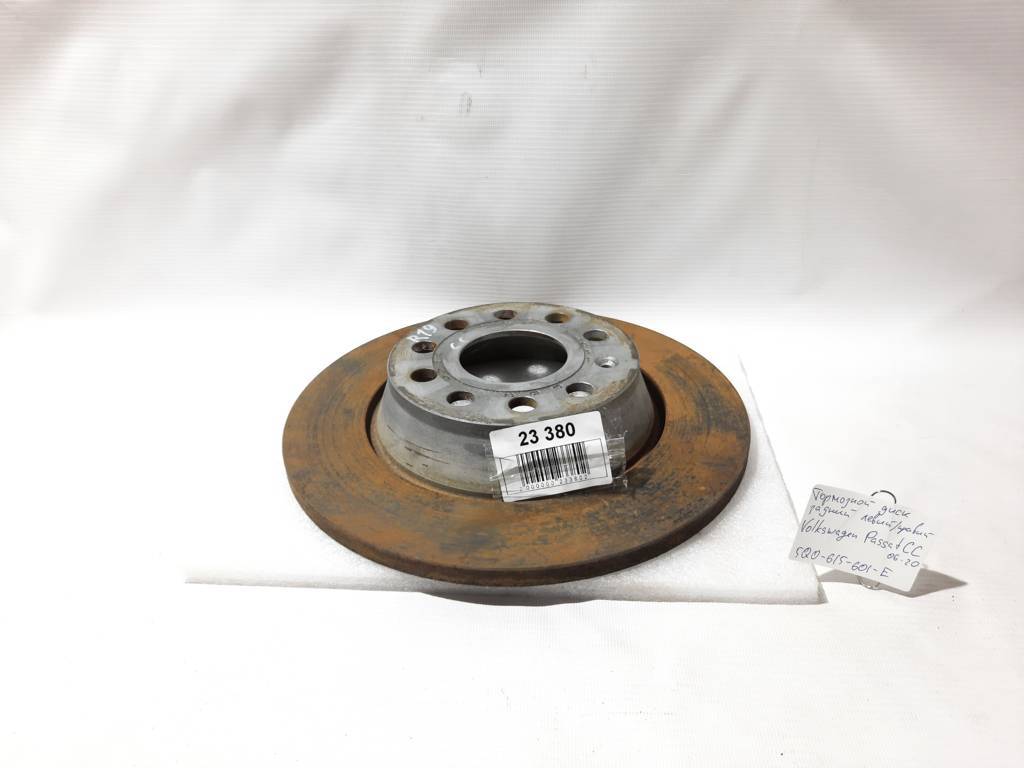 Passat cc. Тормозной диск задний левый/правый Volkswagen Passat CC 2006-2020 5Q0615601E Volkswagen Passat CC