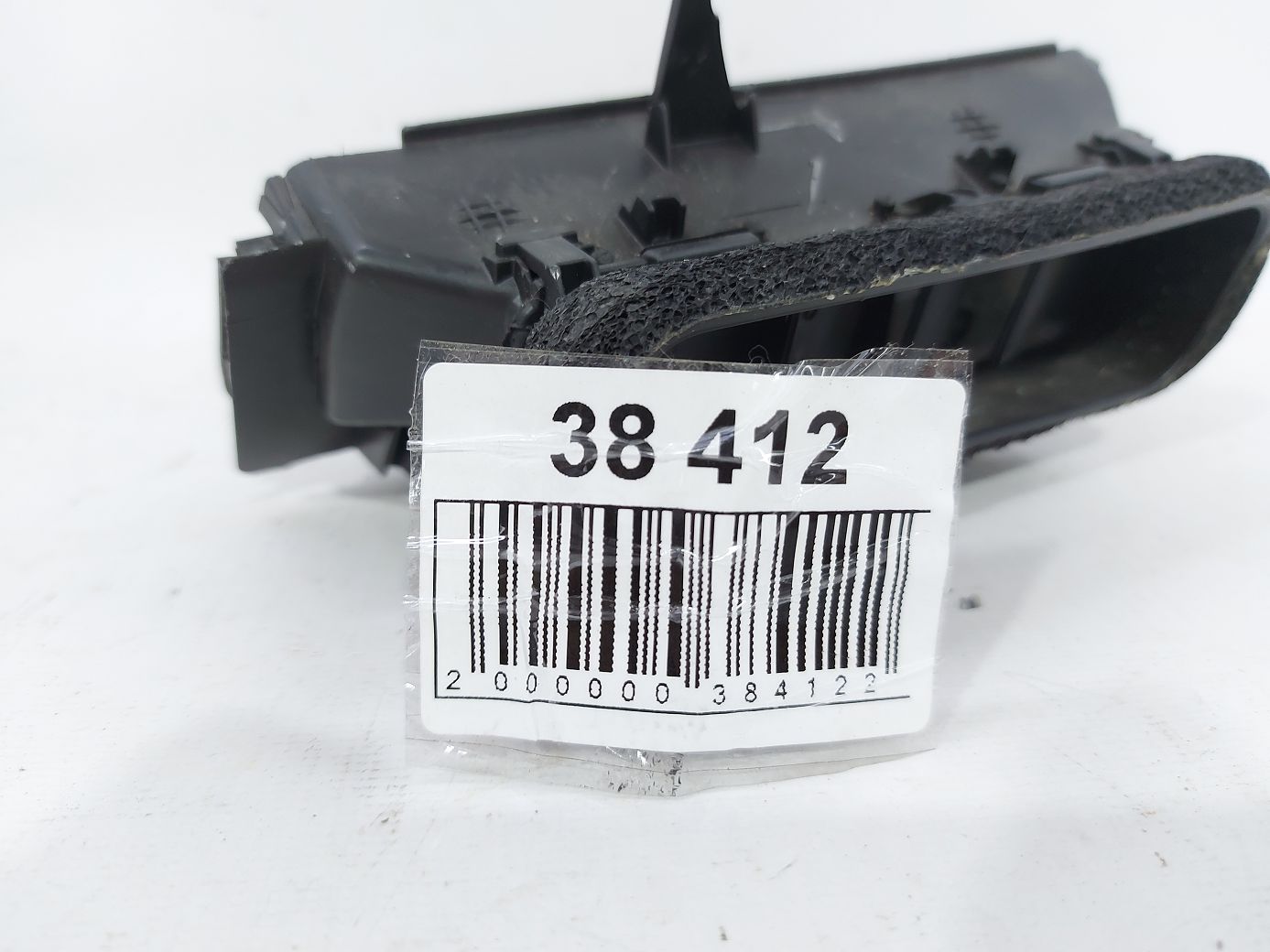 Malibu Решітка повітропроводу торпеди зовнішня Chevrolet Malibu 2016-2021 22950615 Chevrolet Malibu 4