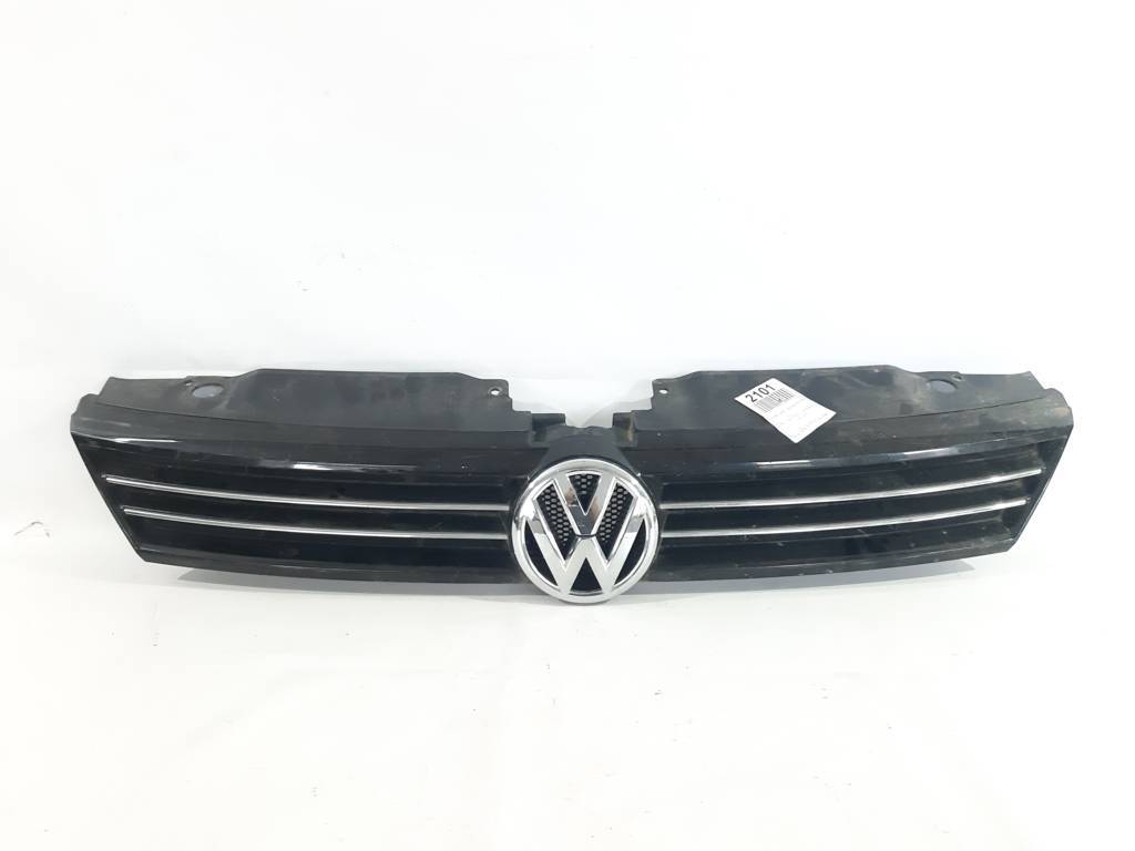 Товары с дефектами. Решётка радиатора (дефект, нет хрома) Volkswagen Jetta sedan 2011-2014 5C6853651QWA Volkswagen Jetta sedan Товары с дефектами. Решётка радиатора (дефект, нет хрома) Volkswagen Jetta sedan 2011-2014 5C6853651QWA Volkswagen Jetta sedan