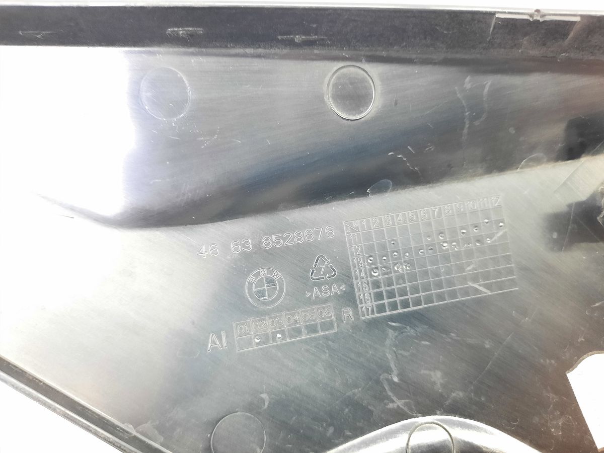 R 1200 Накладка бензобака ззаду права BMW R 1200 2014 46638528676 BMW R 1200 5