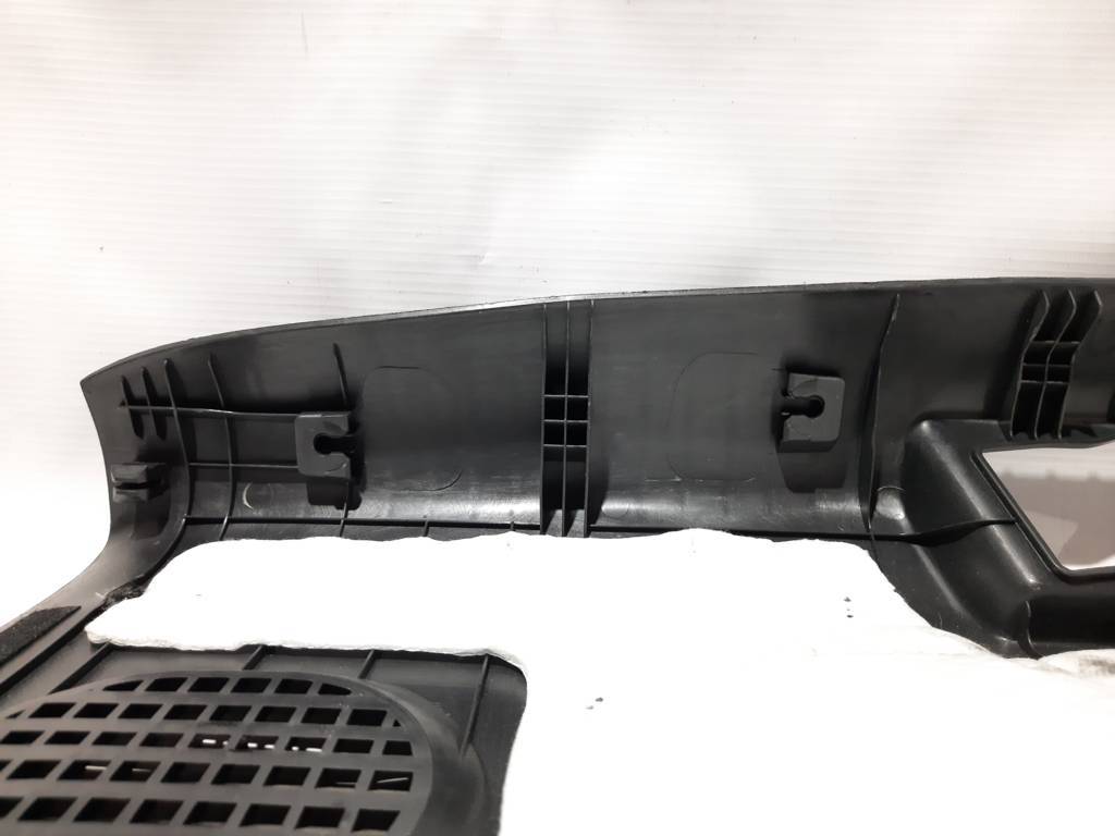 Veloster Накладка багажного отделения задней панели Hyundai Veloster 2012-2017 85770-2V000-RY Hyundai Veloster 6