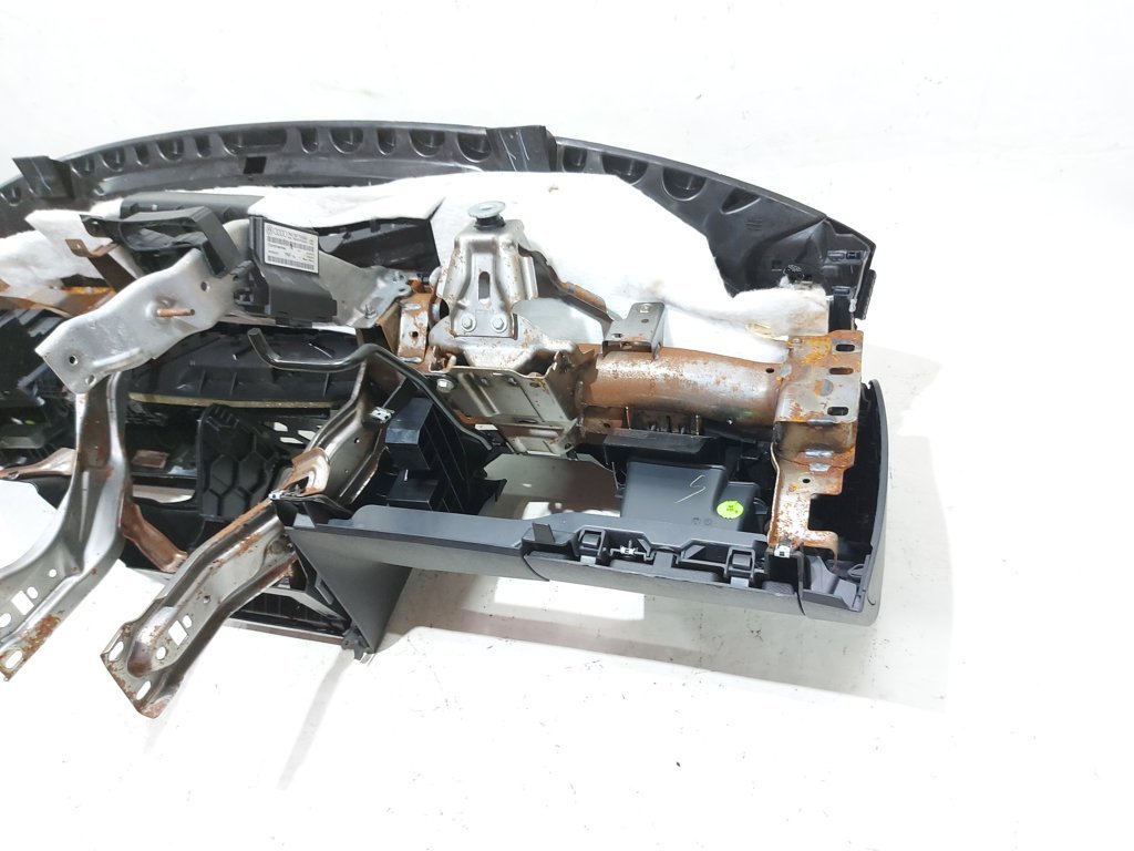 Passat s Торпеда Volkswagen Passat S 2012-2015 561857003L81X Volkswagen Passat S 24