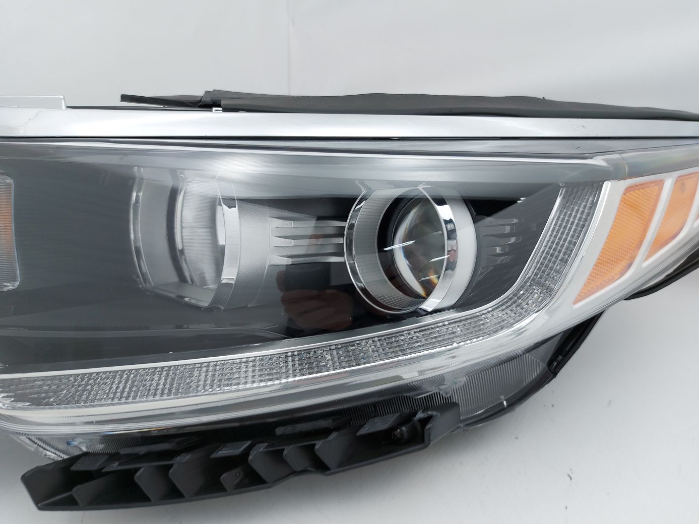 Протитуманні фари та дхо Фара передня ліва з LED ДХО Kia Optima 2016-2018 92101D5040 Kia Optima 2